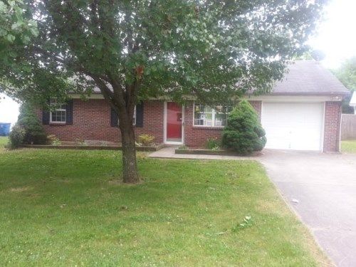 104 Woodland Park Circle, Lawrenceburg, KY 40342