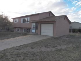 2841 E 15th St, Pueblo, CO 81001