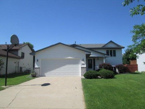 7884 77th St S, Cottage Grove, MN 55016