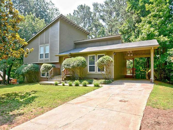 513 Whistlestop Drive, Woodstock, GA 30189