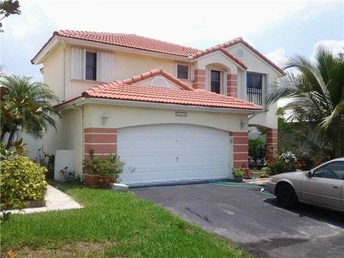 6320 PLYMOUTH LN, Fort Lauderdale, FL 33331