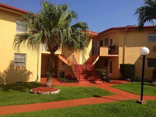 1651 NE MIAMI GARDENS DR # 103, Miami, FL 33179