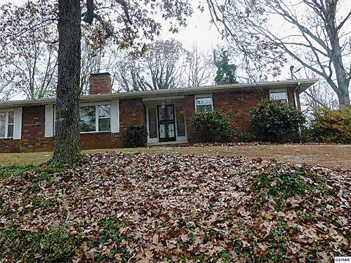 1238 Smoky Mountain View Dr, Seymour, TN 37865