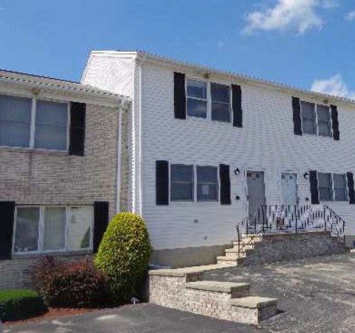 9 Sunflower Cir # 24-105, North Providence, RI 02911