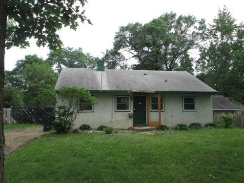 1998 Polaris Ct, Saint Paul, MN 55109