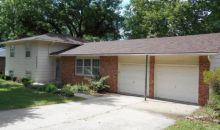 2908 Sante Fe Ln Lawrence, KS 66047