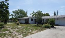 2208 Hopkins Dr W Bradenton, FL 34207