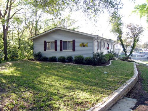 23322 Three Points Dr, Chesapeake, VA 23322