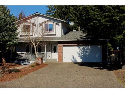 31 E Skylark Ct, Allyn, WA 98524