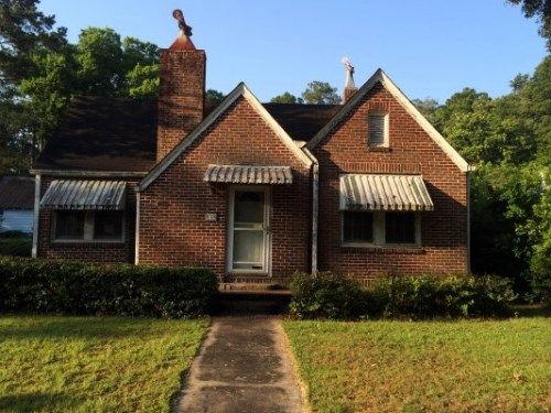 818 W 1st Ave, Albany, GA 31701