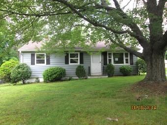 69 Cynthia Dr, West Haven, CT 06516