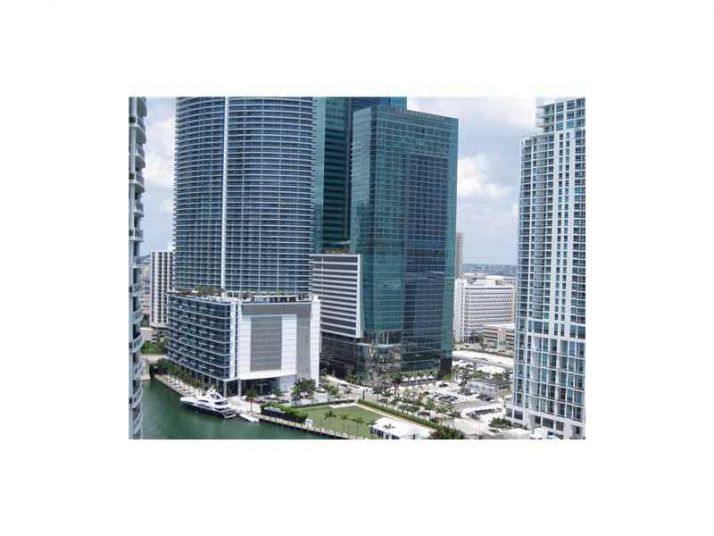 900 BRICKELL KEY BL # 1805, Miami, FL 33131