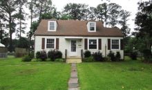 31 Fairview Cir S Portsmouth, VA 23702