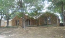 4304 Hidden Creek Dr Arlington, TX 76016