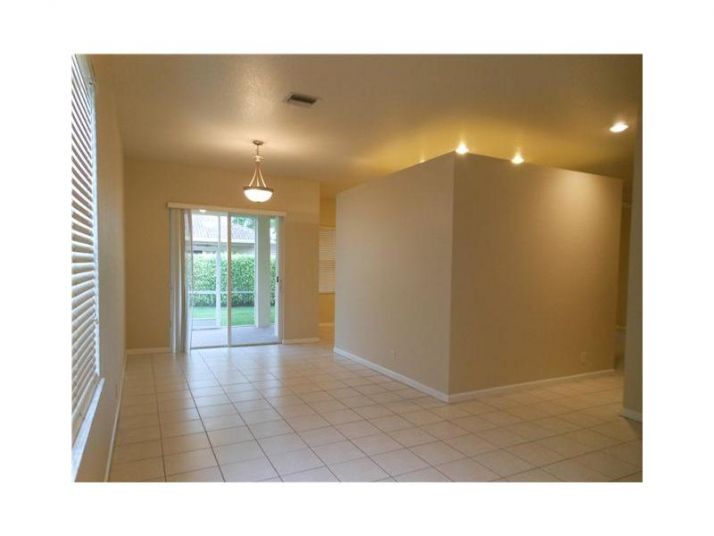 1771 SYCAMORE TE, Fort Lauderdale, FL 33327