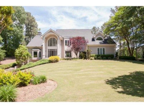 10 Quarry Lake Court, Atlanta, GA 30342