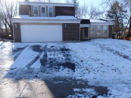 337 Falconridge Way, Bolingbrook, IL 60440