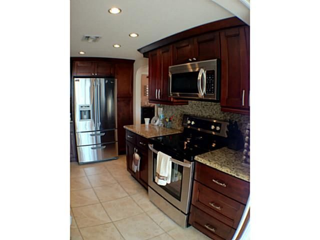 2401 S OCEAN DR # 1801, Hollywood, FL 33019
