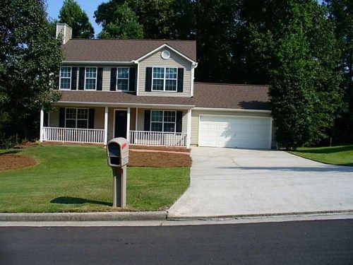 2040 Amberly Glen Way, Dacula, GA 30019