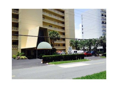 615 N Riverside Dr # PH1, Pompano Beach, FL 33062