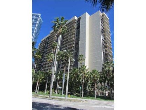 1450 BRICKELL BAY DR # 906, Miami, FL 33131