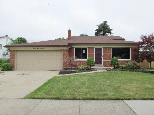 14817 Peck Dr, Warren, MI 48088
