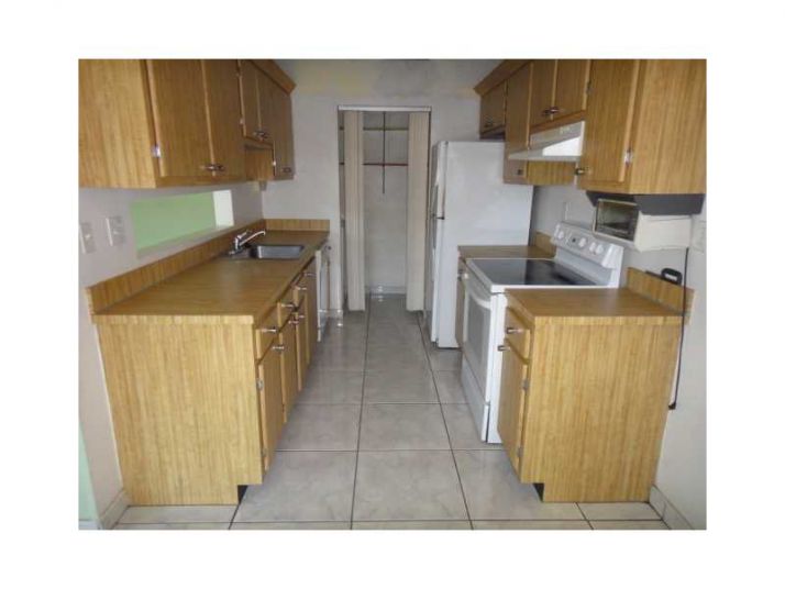 12216 SW 111 LN # 0, Miami, FL 33186