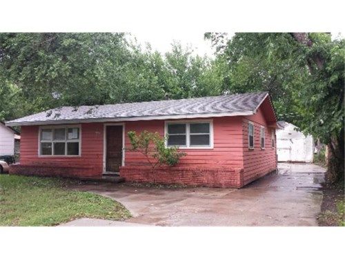 3320 N Waco St, Wichita, KS 67204