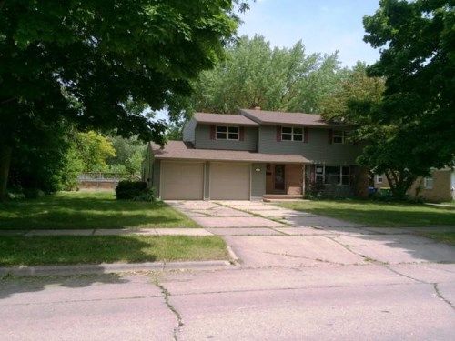 1443 Grignon St, Green Bay, WI 54301