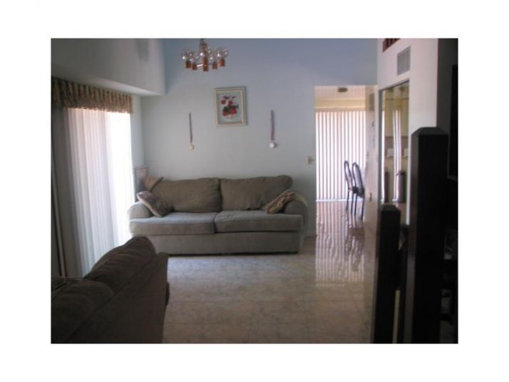 11335 SW 133 CT # 52-3, Miami, FL 33186