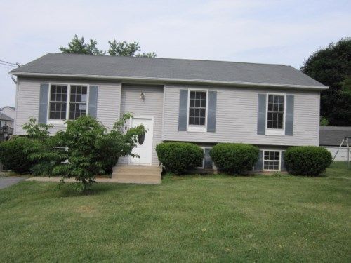 404 Lee St, Ranson, WV 25438