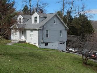 745 Warren Ave, Thornwood, NY 10594