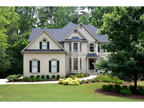 5795 Lake Heights Circle, Alpharetta, GA 30022