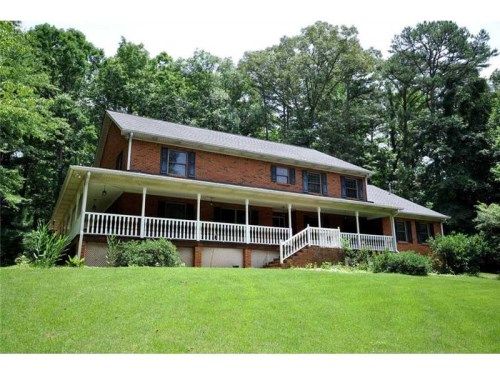 7030 Rockbridge Rd, Stone Mountain, GA 30087