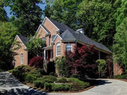 2095 Bluffton Way, Roswell, GA 30075