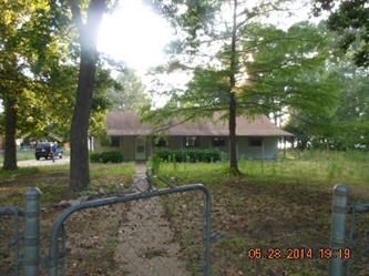 2914 Waterwood Dr, Chandler, TX 75758