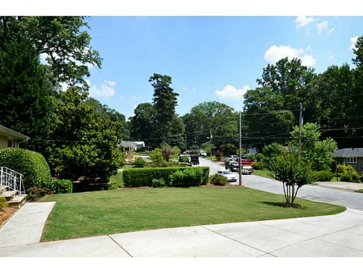 2768 Winding Lane Ne, Atlanta, GA 30319