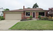 14817 Peck Dr Warren, MI 48088