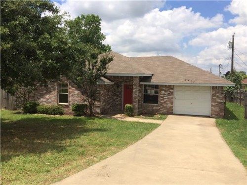 512 S Old Mansfield Rd, Keene, TX 76059