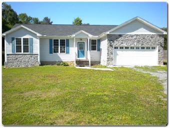 50 Meadows Ln, Heathsville, VA 22473