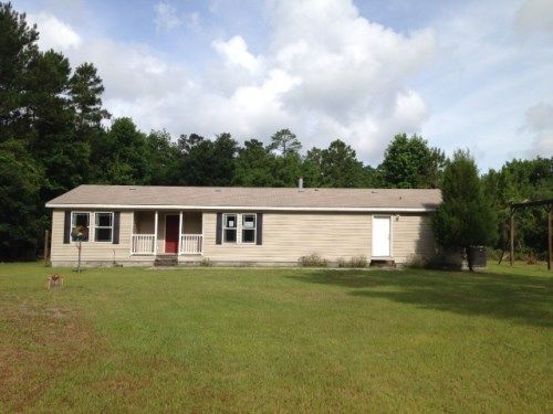 1717 Sunset Trl, Geneva, FL 32732