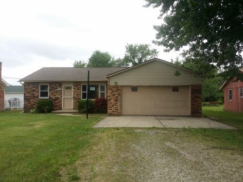 32198 Truman Rd, Rockwood, MI 48173