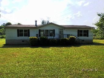 685 Schmitt Road, Rossville, GA 30741