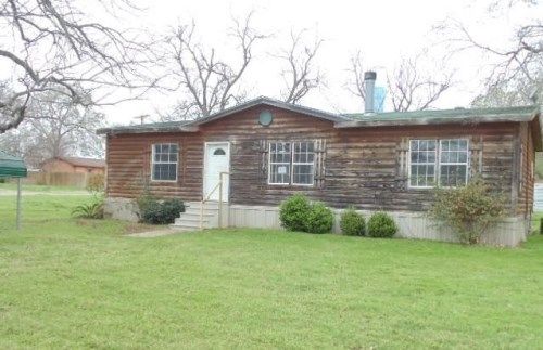 617 S Commerce St, Bremond, TX 76629