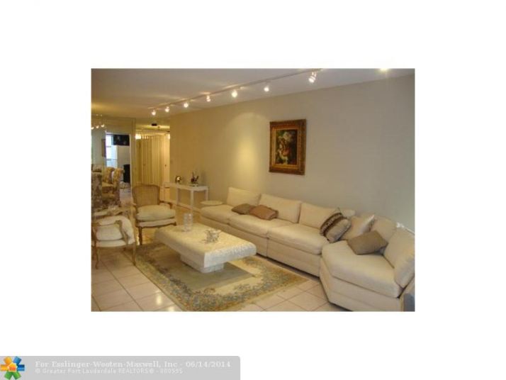 7300 RADICE CT # 309, Fort Lauderdale, FL 33319