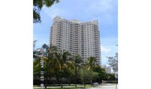 19501 W COUNTRY CLUB DR # 2013 Miami, FL 33180