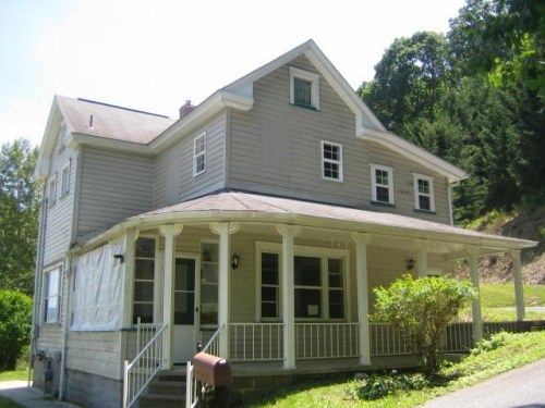 1827 31st Ave, Altoona, PA 16601