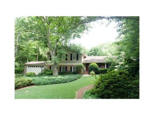 2631 Wood Hollow Drive, Atlanta, GA 30360