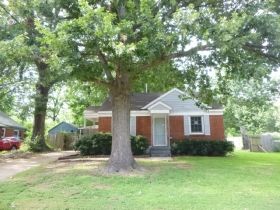 4080 Fizer Ave, Memphis, TN 38111