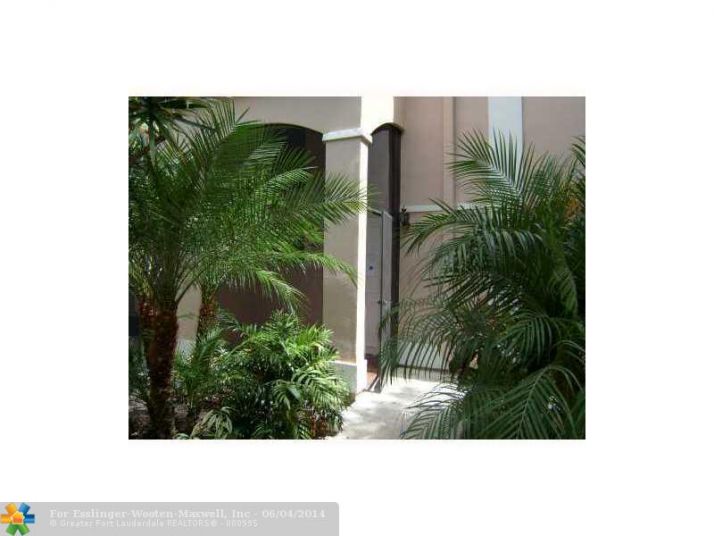 501 RACQUET CLUB RD # 64, Fort Lauderdale, FL 33326